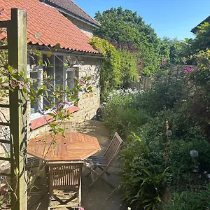  Holiday home Burnbrae